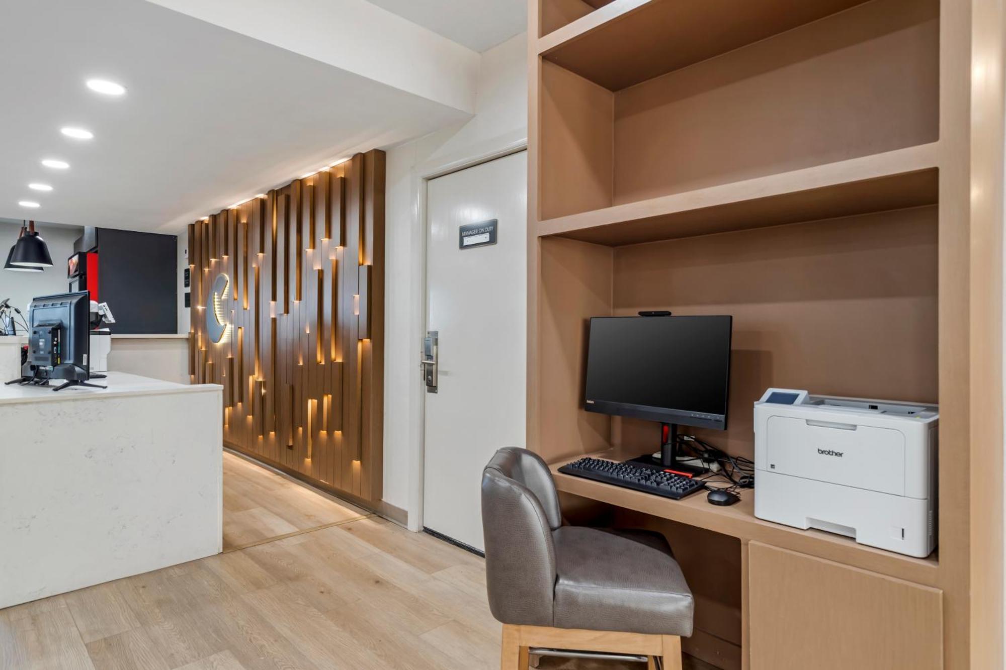 Amerik Suites Laredo at Mall Del Norte Buitenkant foto